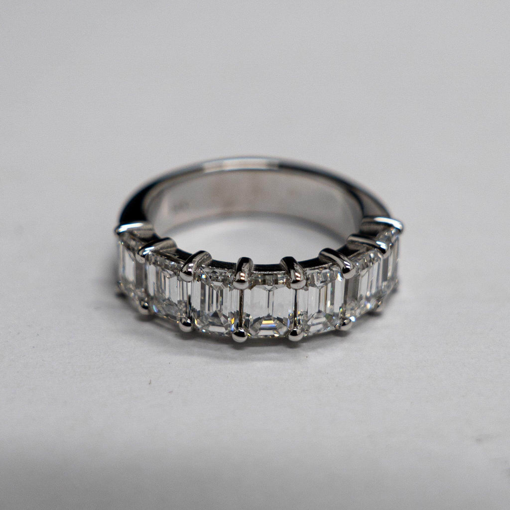 Emerald Lab Eternity Band