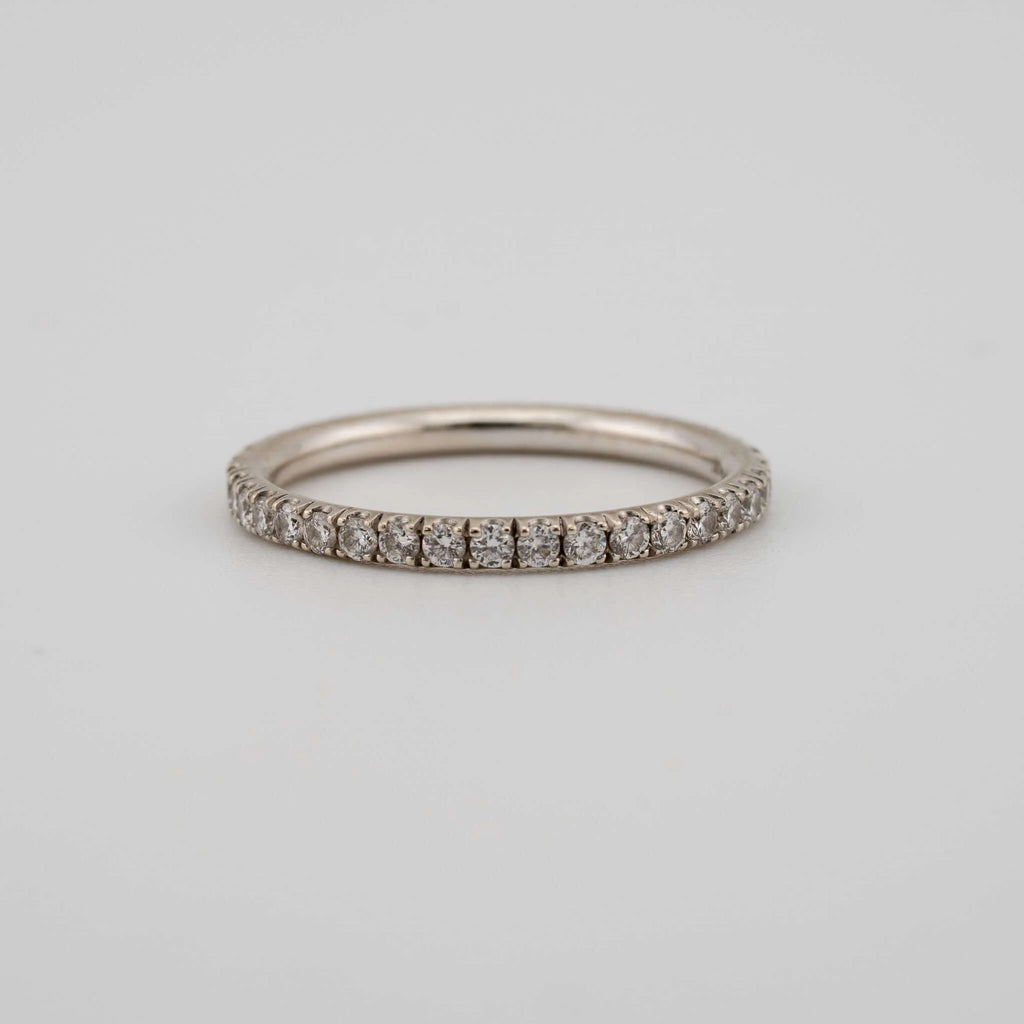 Classic Lab Diamond Band