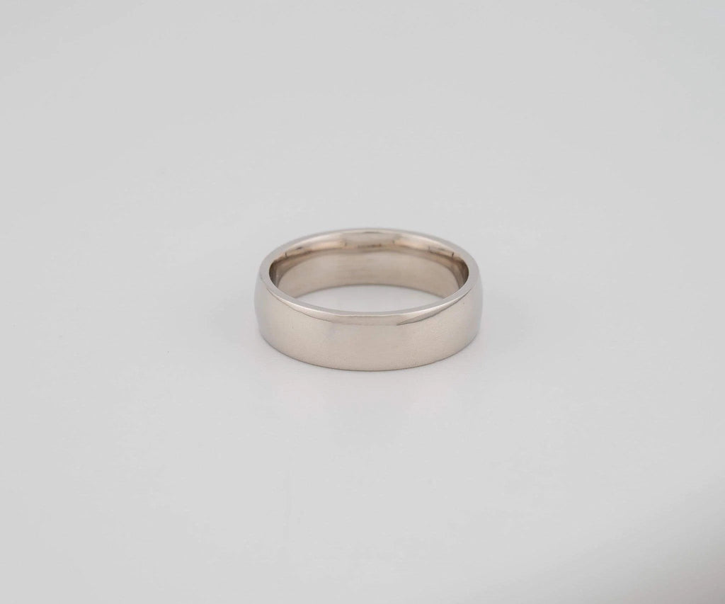 Mens 14K White Gold Wedding Band